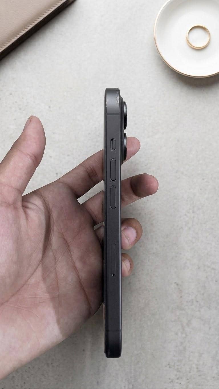 Apple iPhone 15 Pro 0