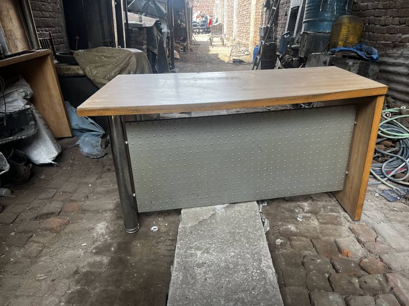 Office table 0