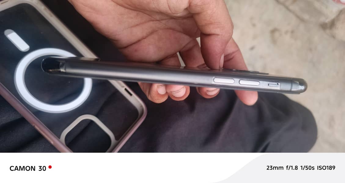 Apple iPhone 11 Pro 5