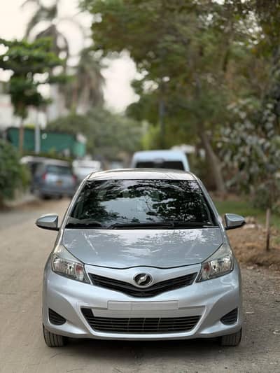 Toyota Vitz 2012