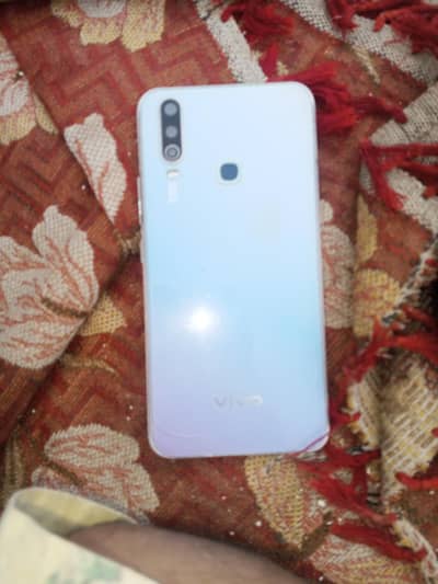 Vivo Y17