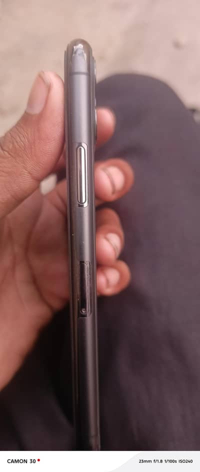 Apple iPhone 11 Pro