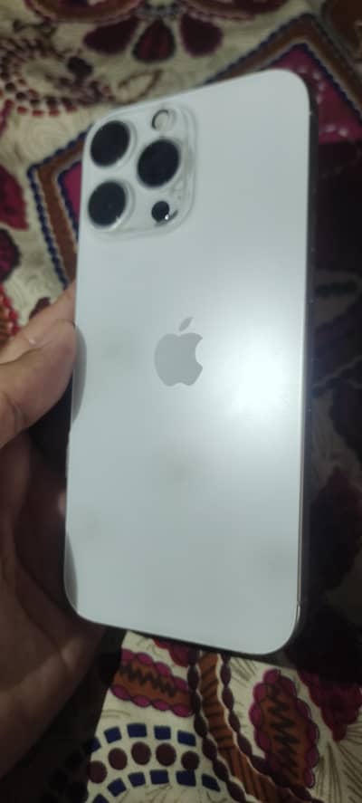 Apple iPhone 16 Pro Max