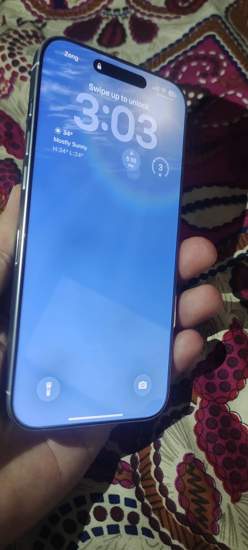 Apple iPhone 16 Pro Max 3
