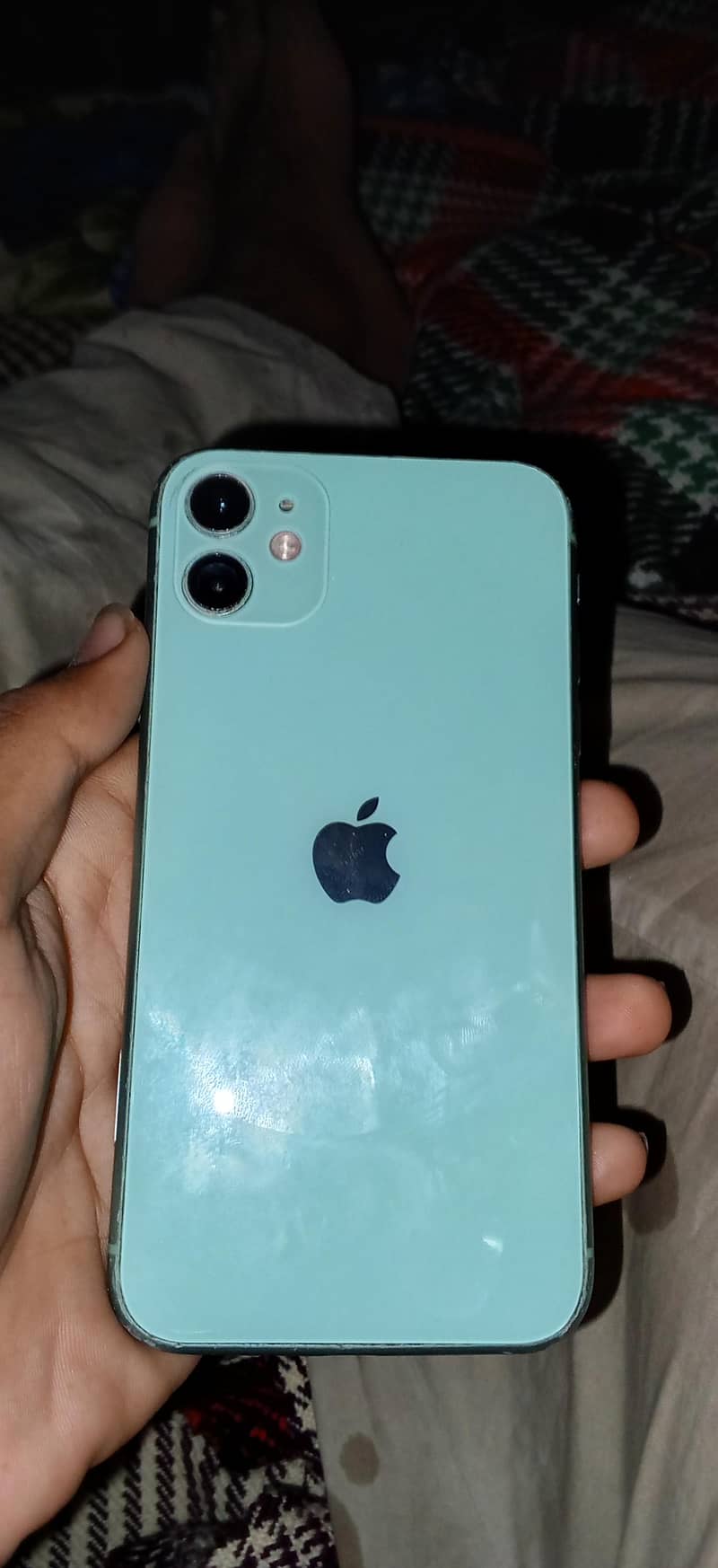 Apple iPhone 11 4