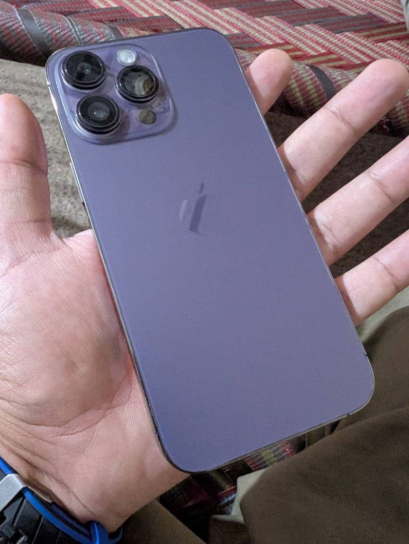 iphone 14 pro max 2