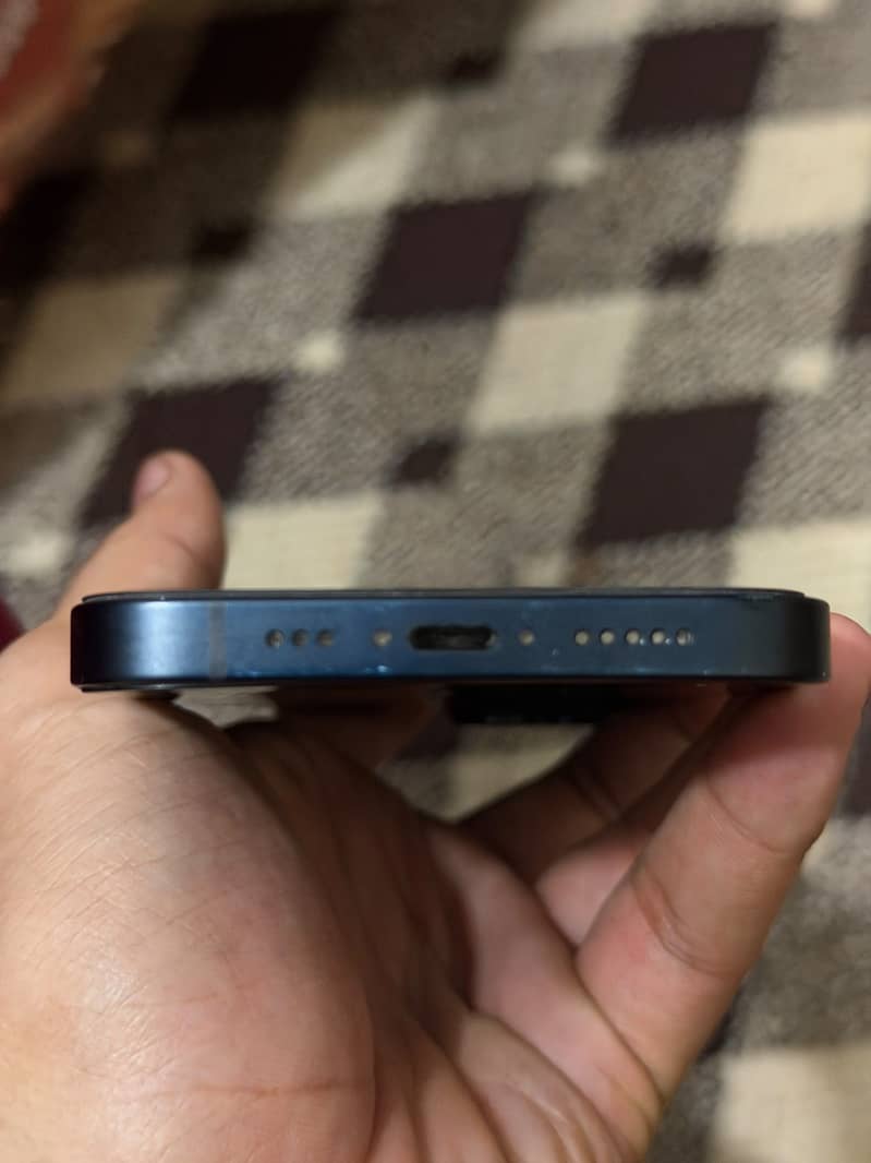Apple iPhone 14 1