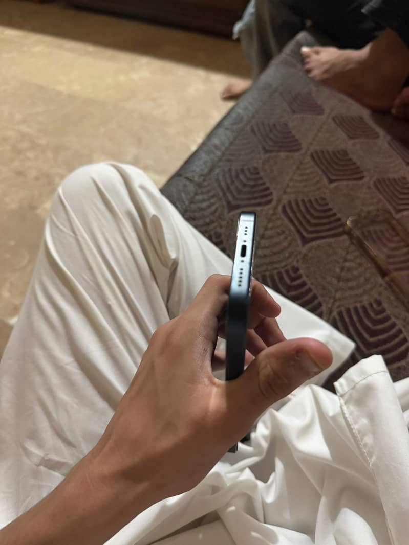 Apple iPhone 14 8