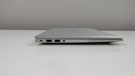 • Ellitebook Ellitebook 840-68 i7/1th_ 8/256