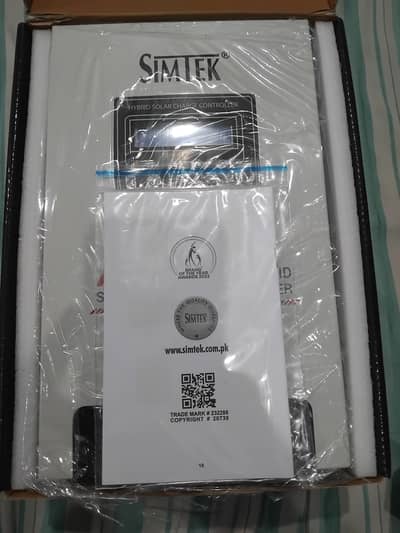 Simtek MPPT Plus Hybrid Solar Charge Controller 120A New