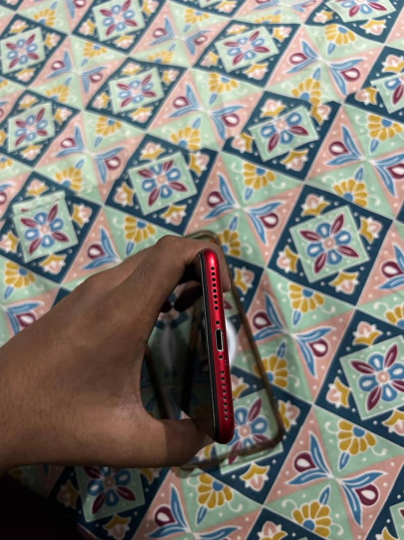 Apple iPhone 8 Plus 5