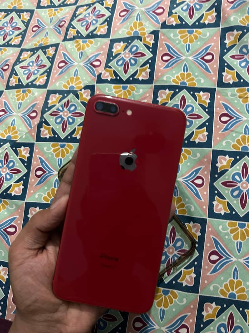 Apple iPhone 8 Plus 7