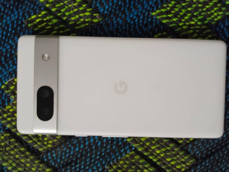 Google Pixel 7a 4