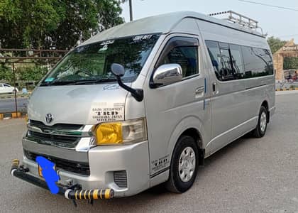 toyota hiace grand cabin 223