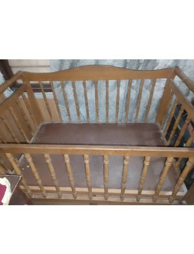 baby cot