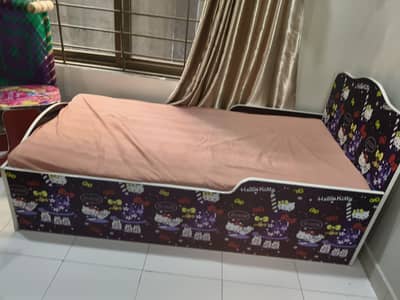 Hello Kitty Kids Bed – Single Bed | Excellent Condition