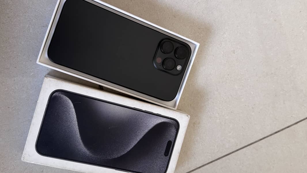 Apple iPhone 15 Pro Max 7
