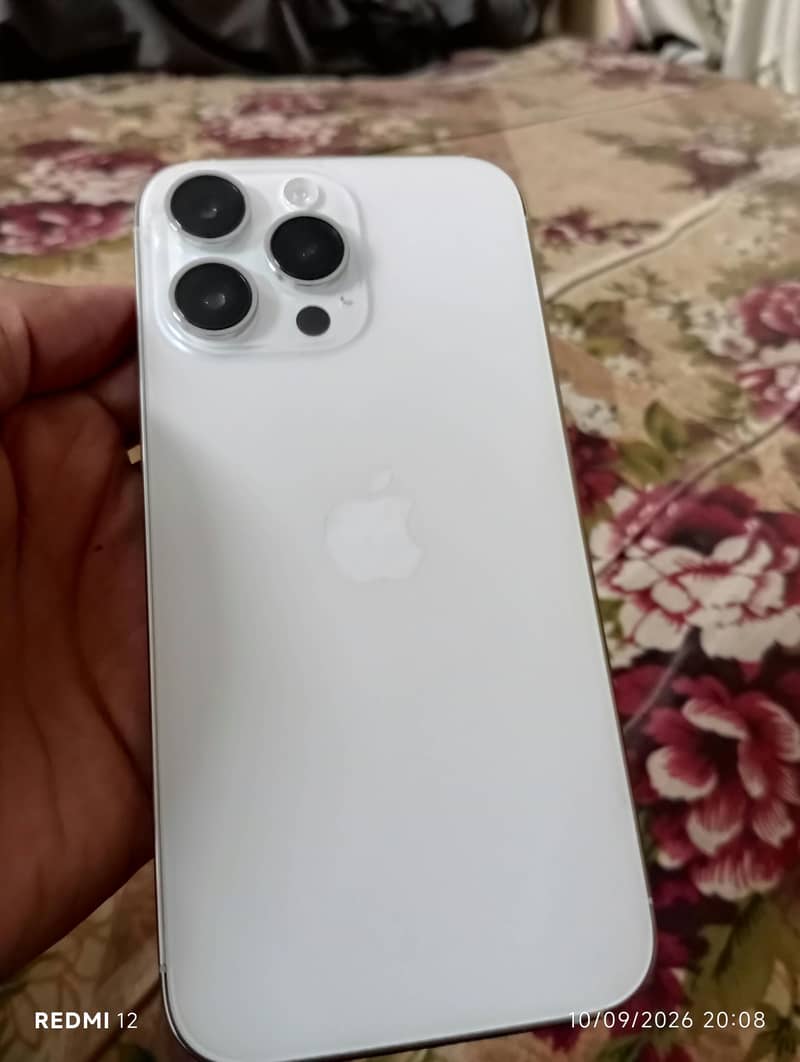 Apple iPhone 14 Pro Max 4