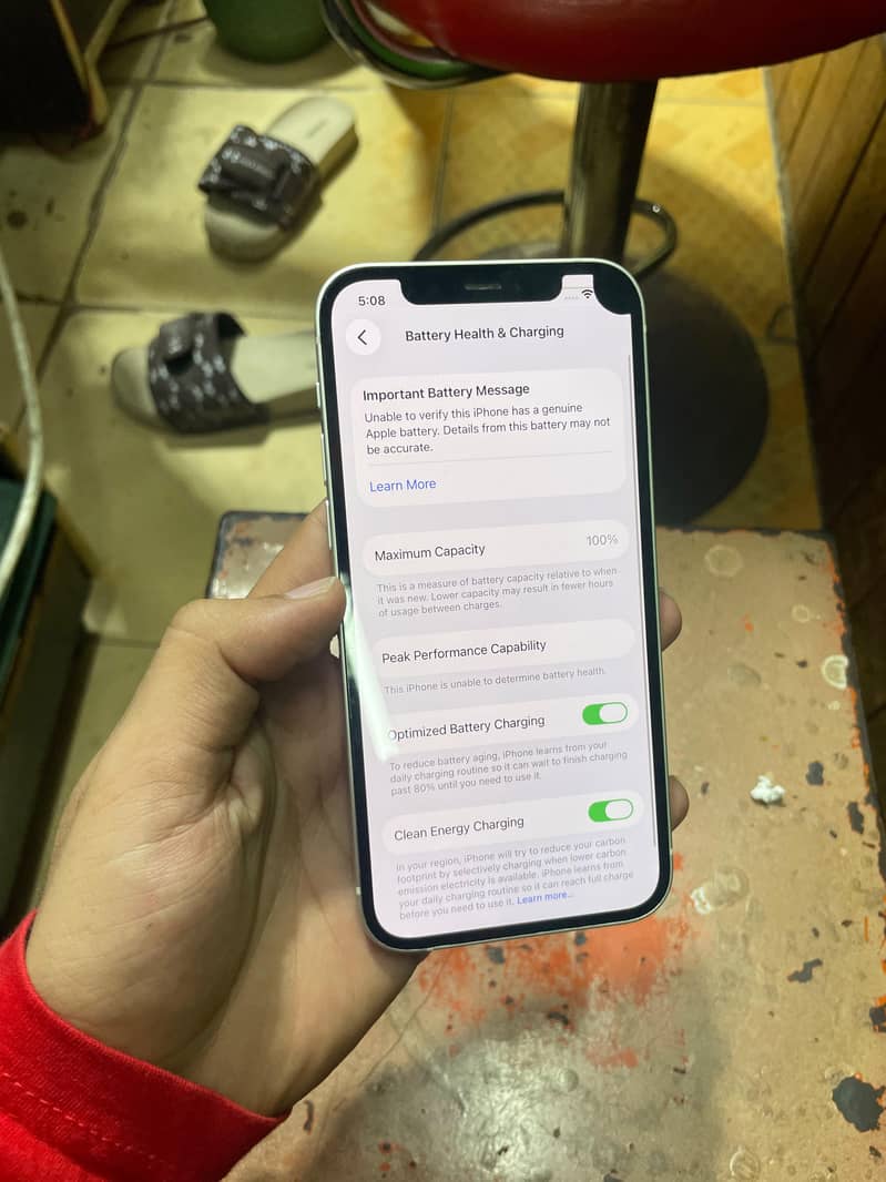 Apple iPhone 12 6