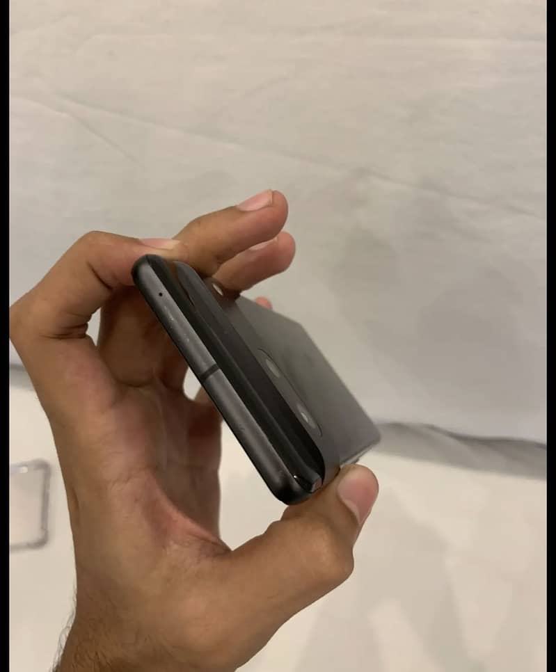 Google Pixel 7 4
