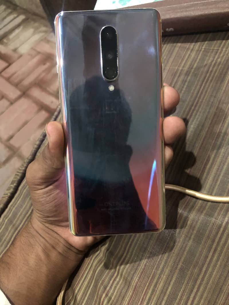 One Plus 8 only 2lines 4