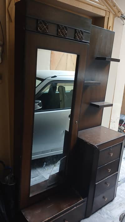 Wooden Dressing Table for Sale