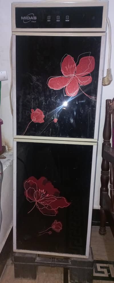 Water dispenser in good condition