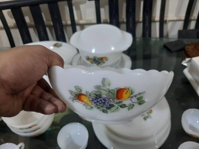 crockery 2