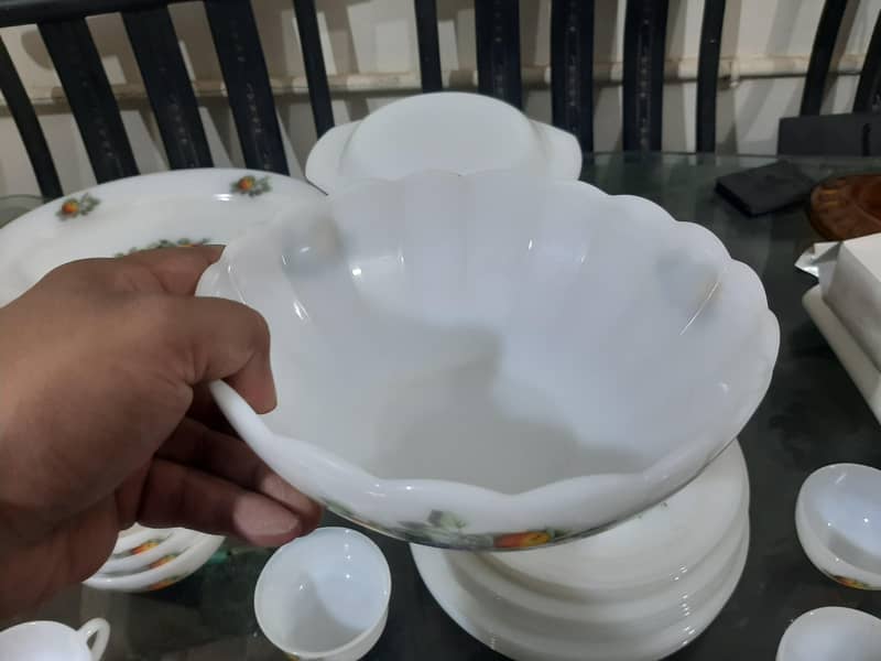 crockery 6