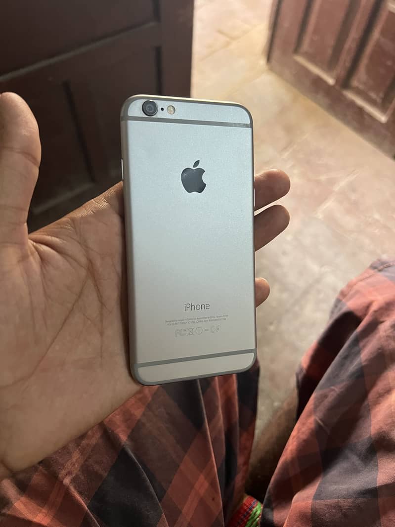 Apple iPhone 6 4