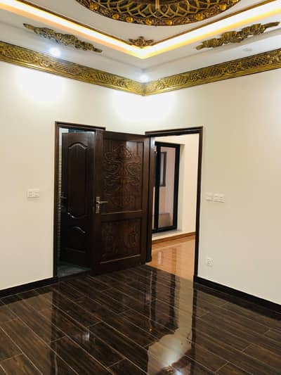 2 marla single bed flst for rent