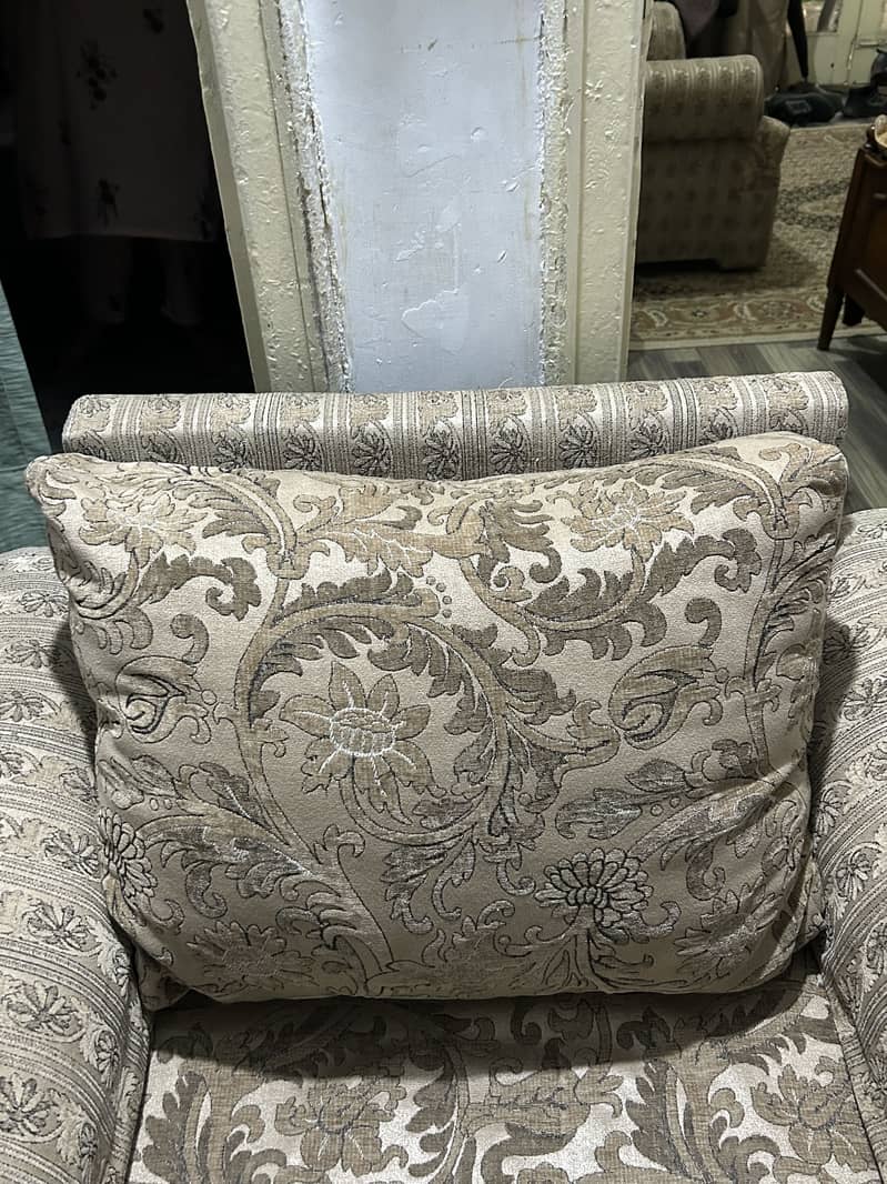 2 seater sofa 3