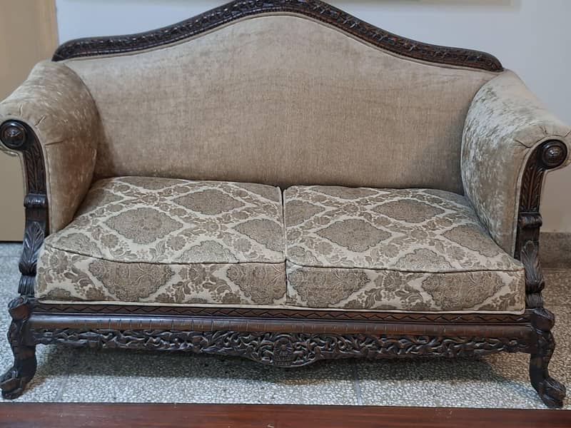 7 seater sofa set 0