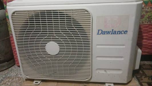 1.5ton dawlnce inverter ac
