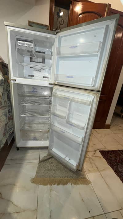 Mitsubishi refrigerator