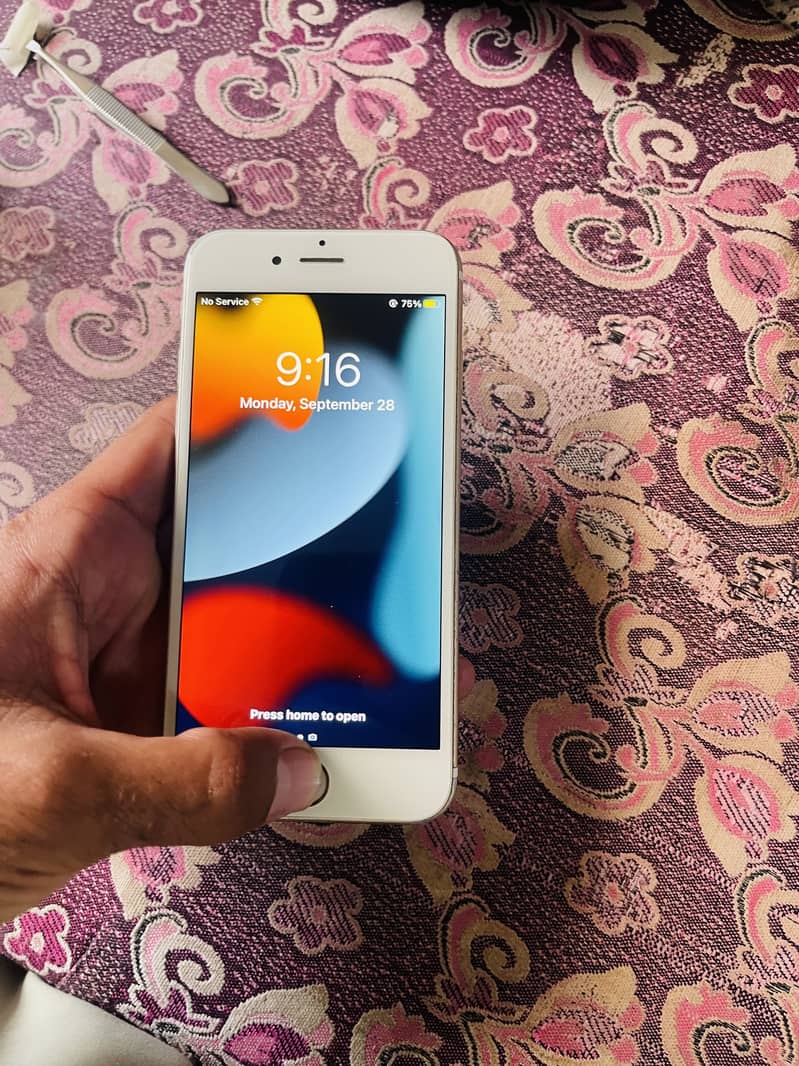 Apple iPhone 6S 0