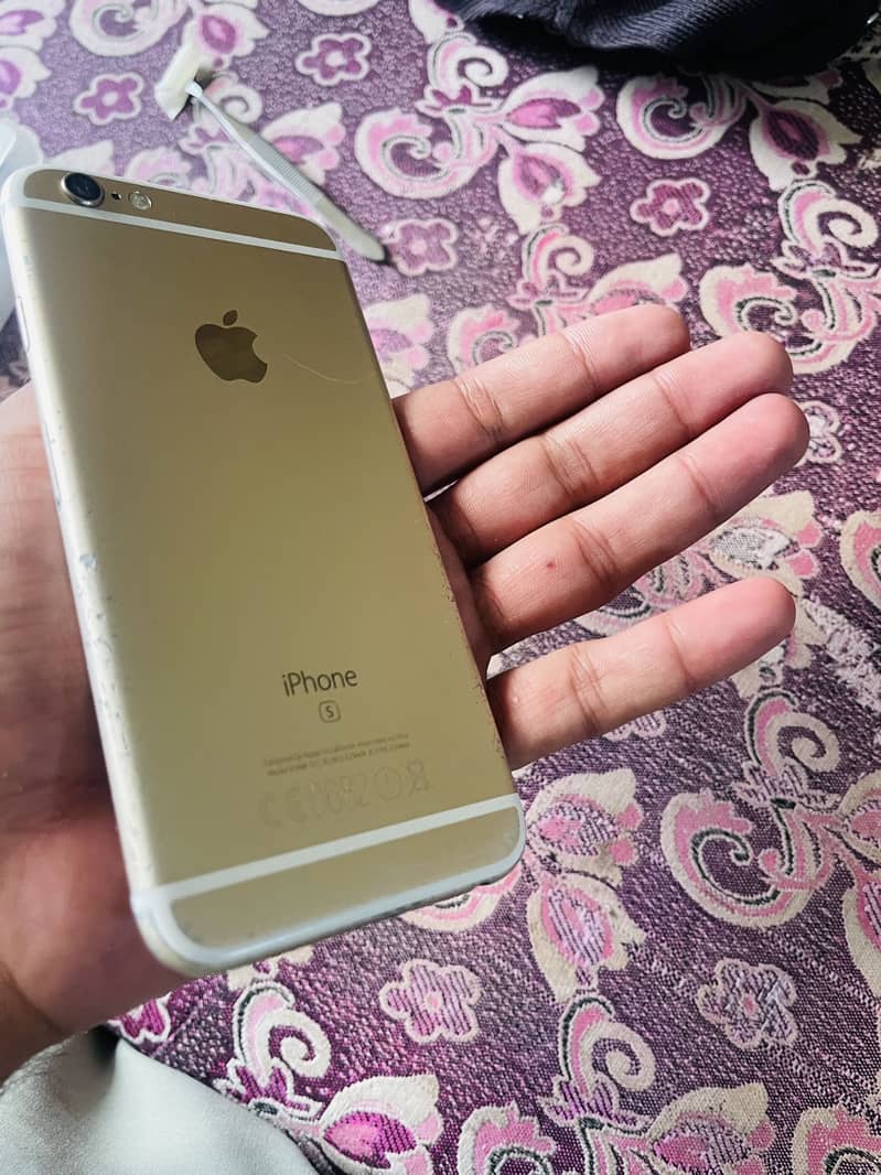 Apple iPhone 6S 2