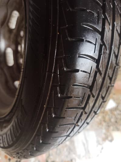 bridgestone tyre 557012 uesd tyre