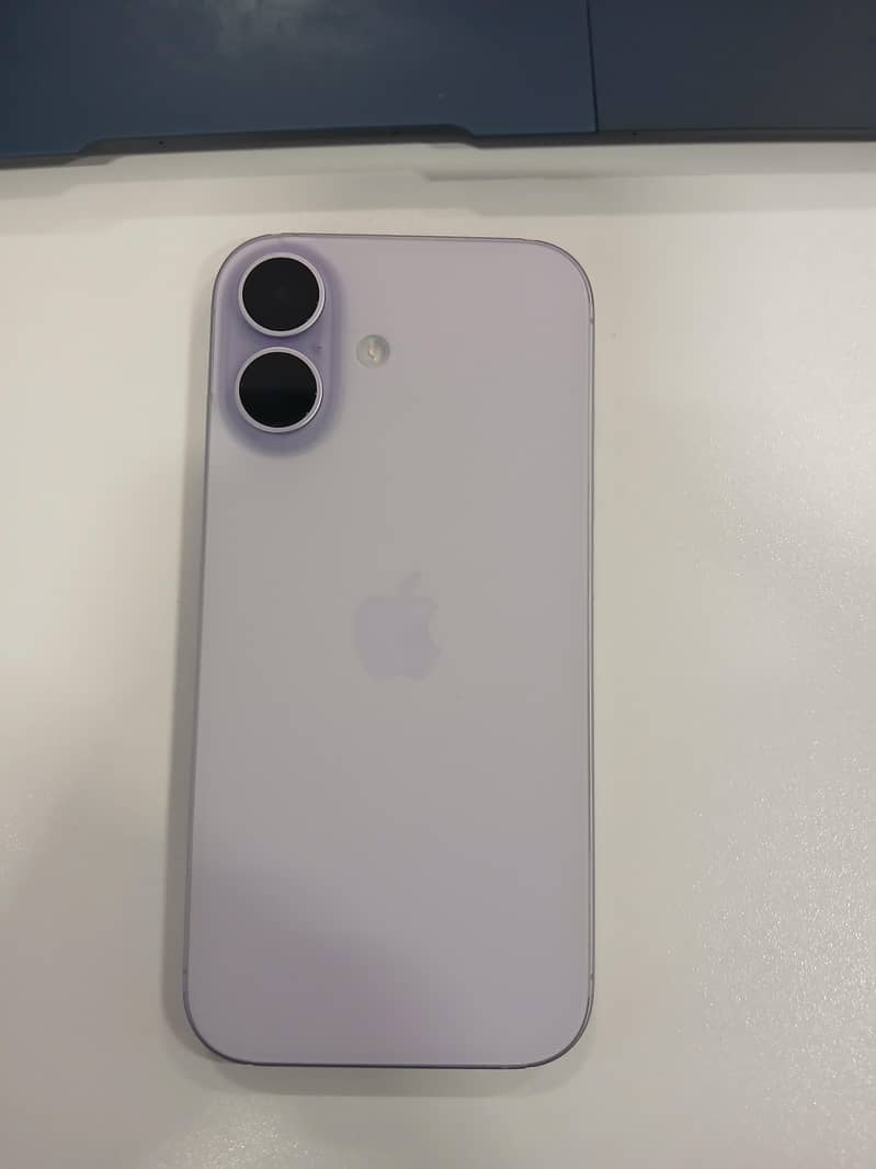Apple iPhone 17 1