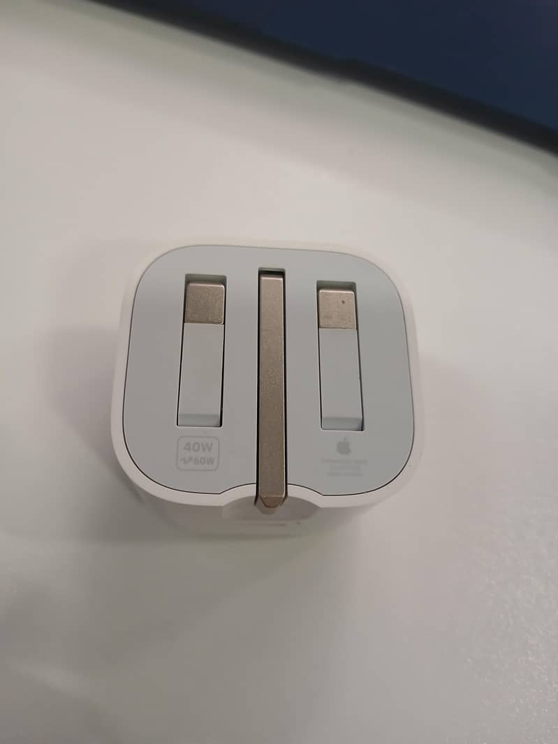 Apple iPhone 17 5