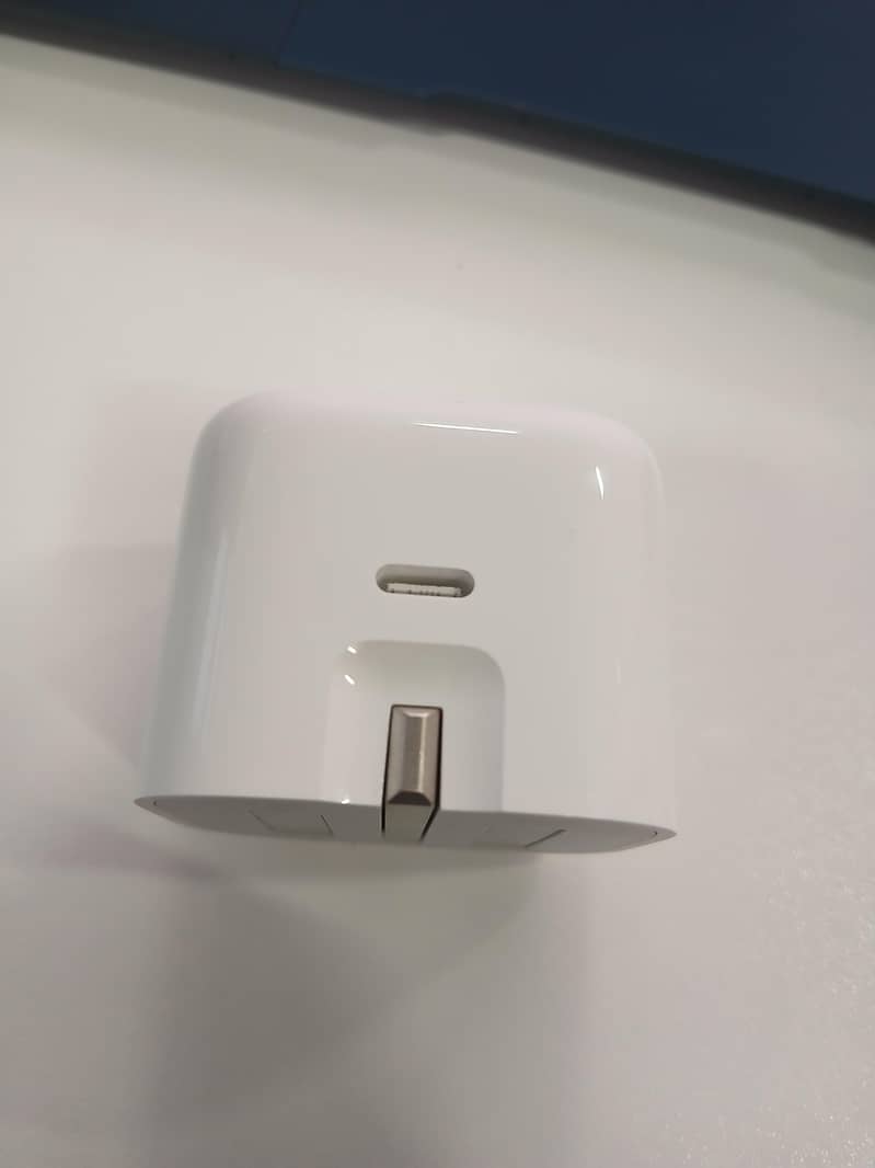 Apple iPhone 17 6