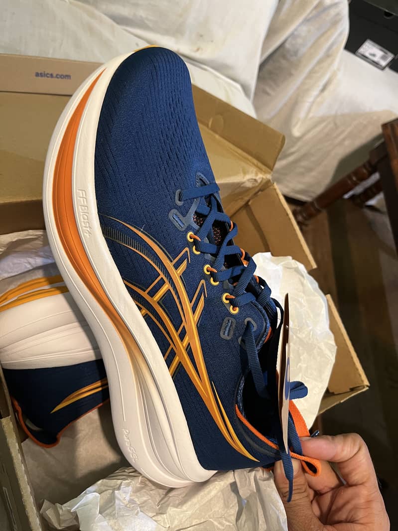 Original authentic shoes 0