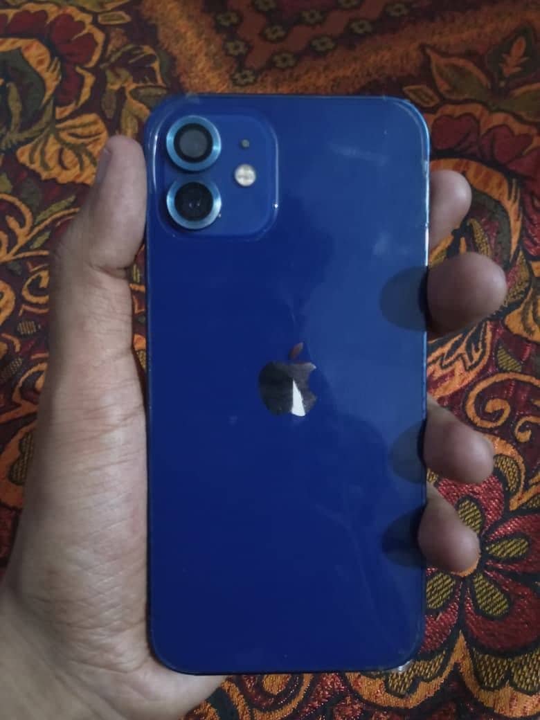 Apple iPhone 12 2