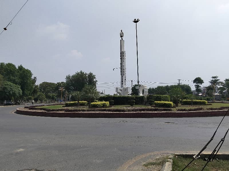 1Kanal E4 Block Engineers Town 2