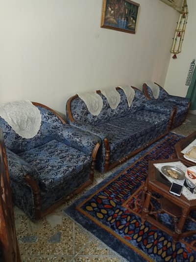 Sofa set available for sale