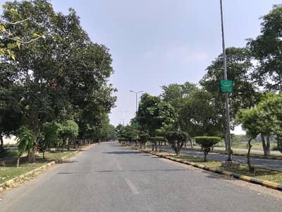 1 Kanal C2 Block 80 Feet Wide Road Engineers Town