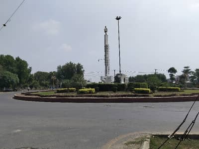 1 Kanal D1 Block Engineers Town