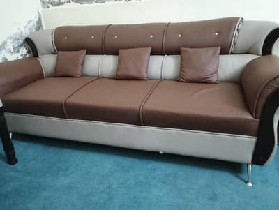 5 seater sofa set for sale-10/10 Condition-Urgent,Abbottabad