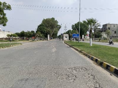 1 kanal E5 Block Engineers Town