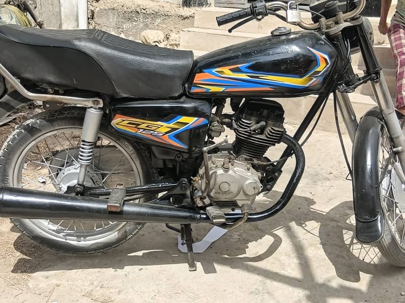 Unique 125cc 2011 1
